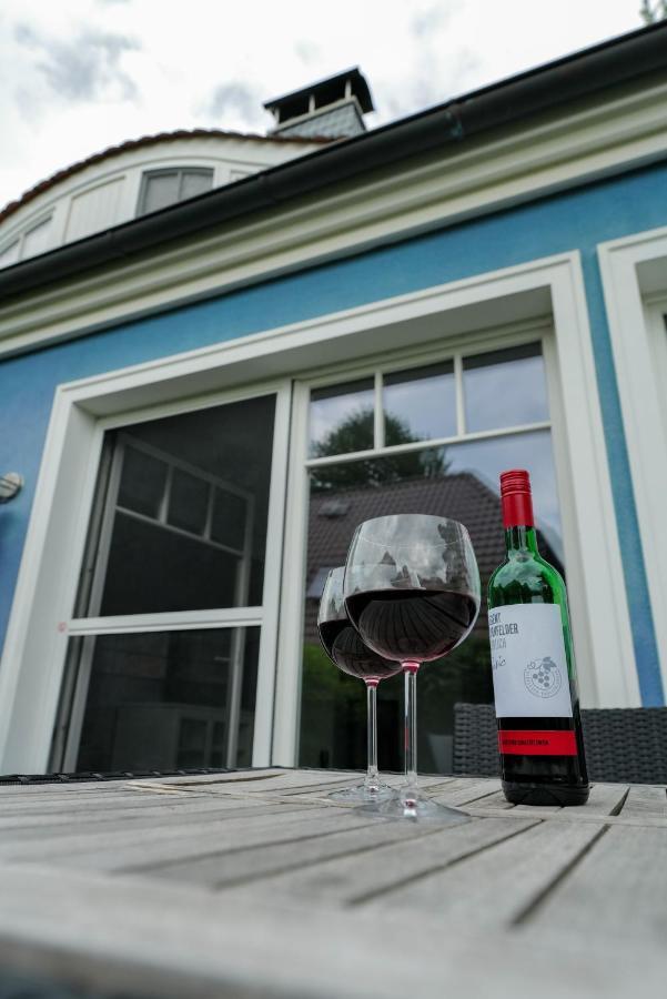 Ostseelagune Zingst, Exklusive Dhh, Strandnah, Sauna, Kamin, 3 Sz, 2 Baeder, Glasfaser, Haustierfrei, Garten Mit Suedterrasse, E-Ladesaeule, 2 Stellplaetze, Strandkorb, Fahrradschuppen, Waschmaschine, Trockner, Nichtraucher Bagian luar foto