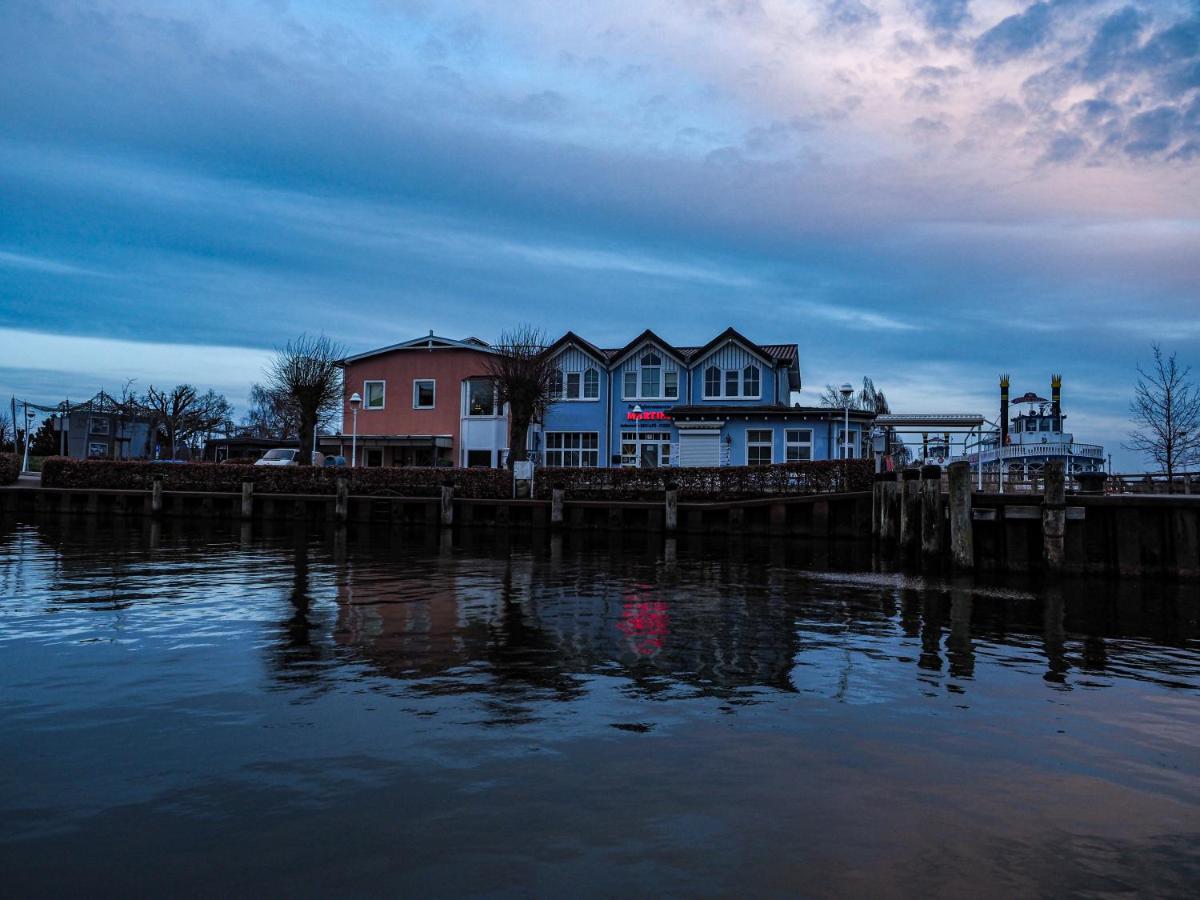Ostseelagune Zingst, Exklusive Dhh, Strandnah, Sauna, Kamin, 3 Sz, 2 Baeder, Glasfaser, Haustierfrei, Garten Mit Suedterrasse, E-Ladesaeule, 2 Stellplaetze, Strandkorb, Fahrradschuppen, Waschmaschine, Trockner, Nichtraucher Bagian luar foto