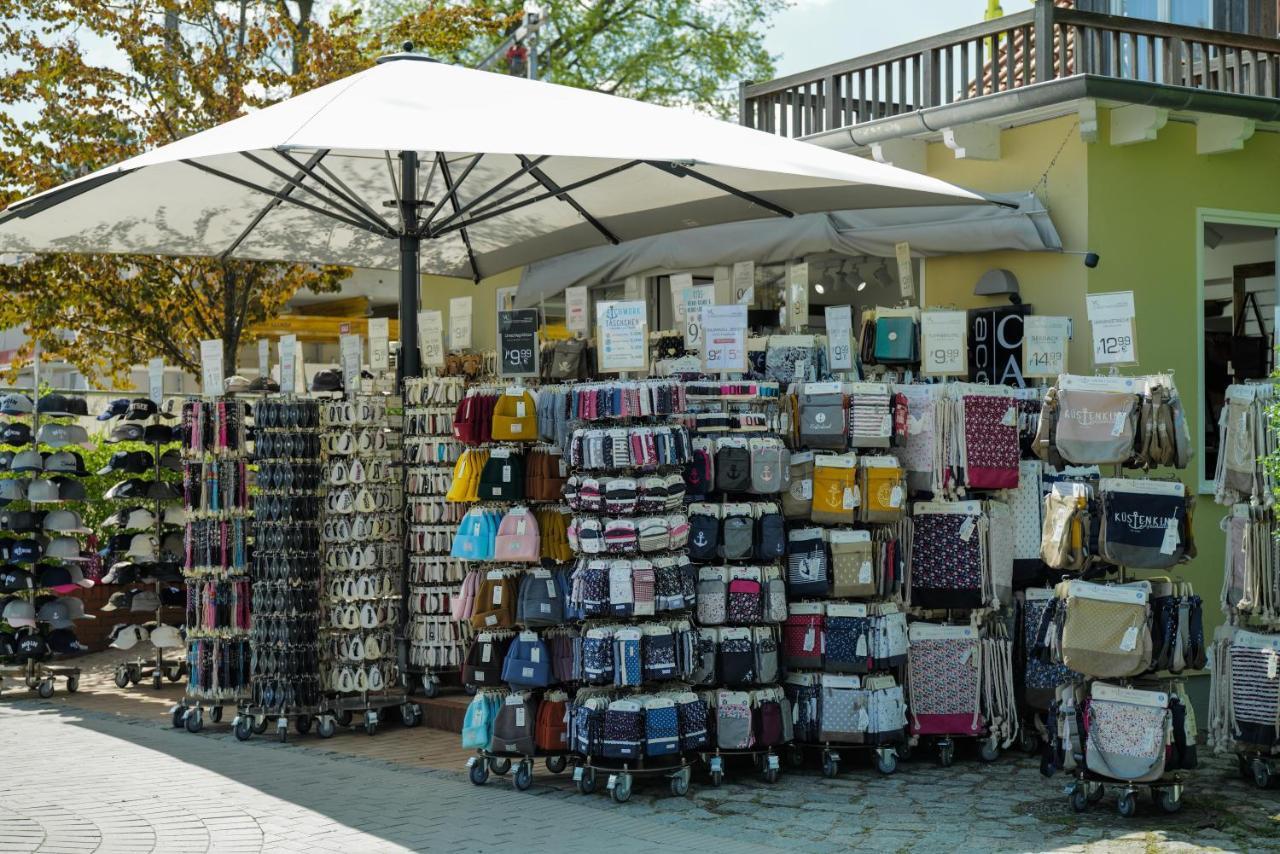 Ostseelagune Zingst, Exklusive Dhh, Strandnah, Sauna, Kamin, 3 Sz, 2 Baeder, Glasfaser, Haustierfrei, Garten Mit Suedterrasse, E-Ladesaeule, 2 Stellplaetze, Strandkorb, Fahrradschuppen, Waschmaschine, Trockner, Nichtraucher Bagian luar foto